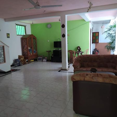 Kingdom Palace Hotel Anuradhapura Exterior photo